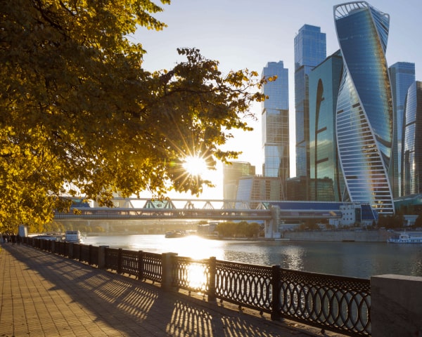 TARAS
SHEVCHENKO
EMBANKMENT