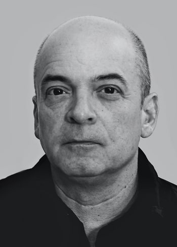 INTERVIEW
WITH THE ARCHITECT